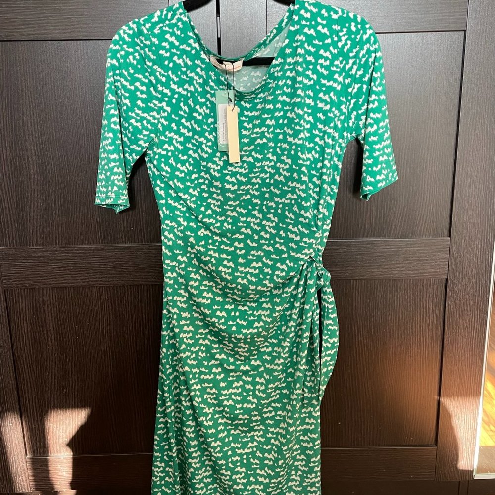 Green and White Maternity Dress - Medium
